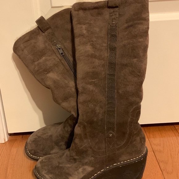 UGG Shoes - UGG Wedge Knee Boot SZ 5